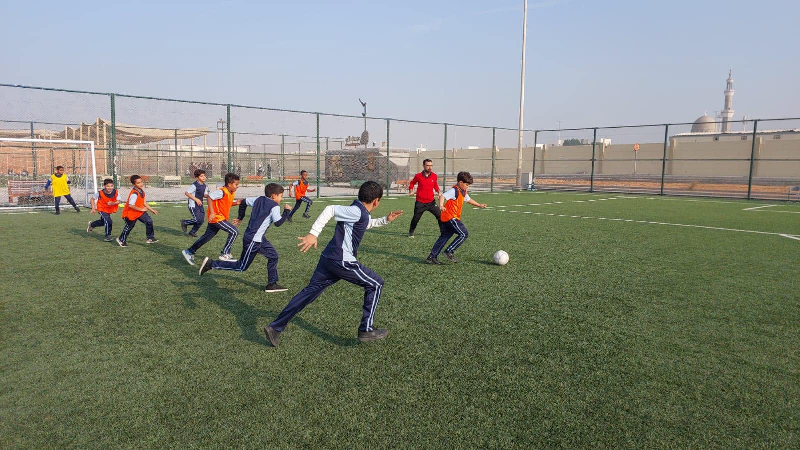 الملاعب والأنشطة الرياضية